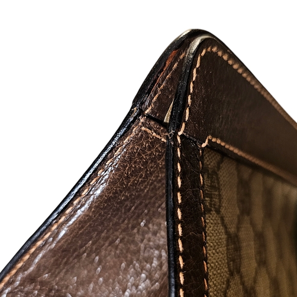 GUCCI CLUTCH - Picture 8 of 14